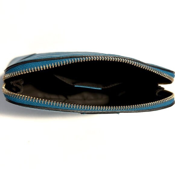 FINAL DROP! Gucci Leather Diamante Bag - Picture 3 of 13